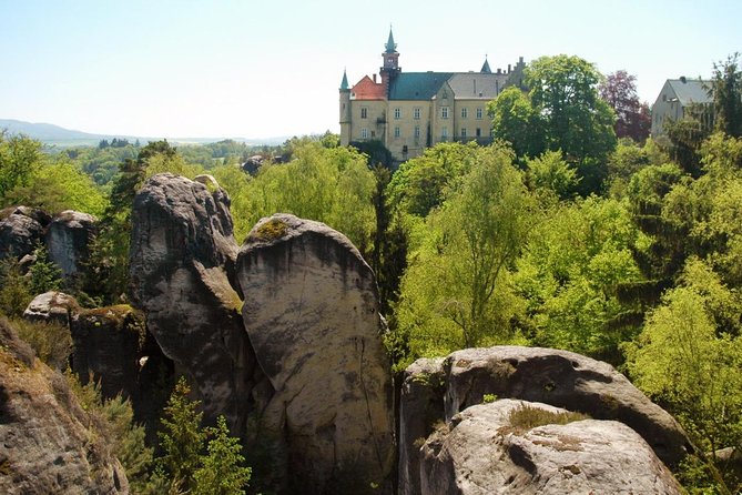 Hiking in fantastic Czech Paradise - Full Day Trip from Prague - Hruba Skala Castle and the lunch pause