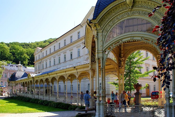 Karlovy Vary - Premiant eGuide APP - The colonnades: Karlovy Vary’s main stage