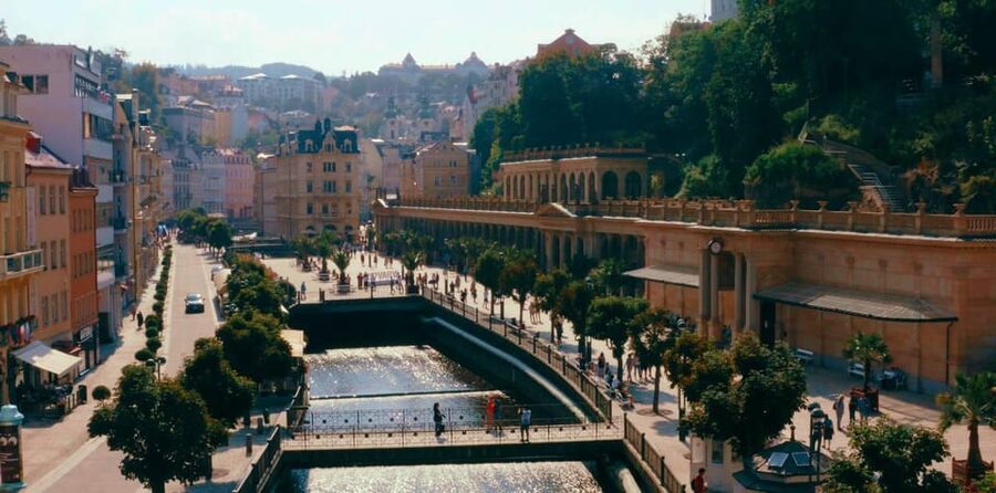 Karlovy Vary: Tourist Cinema Experience - A short film beside the Mill Colonnade