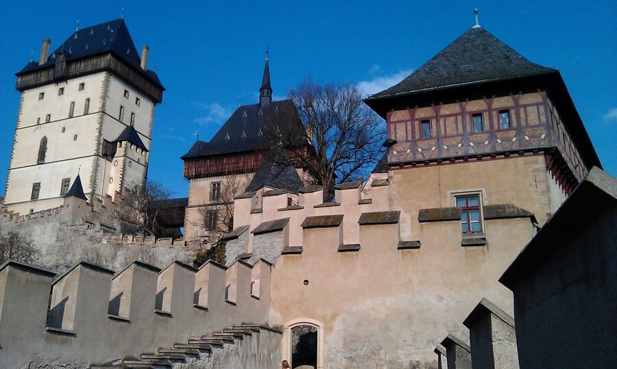 Karlstejn Castle & Crystal Manufactory - Private Tour - From Prague to Karlstejn Castle