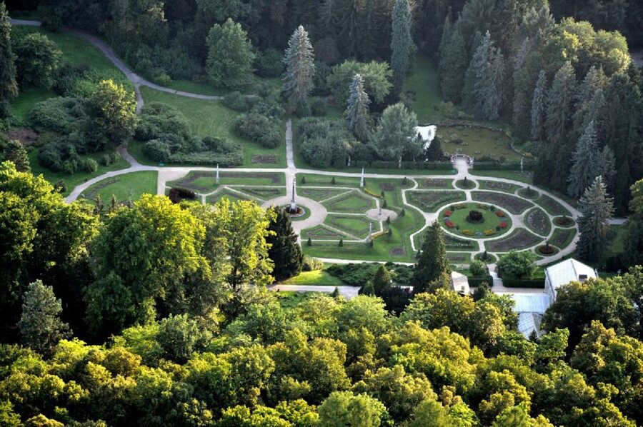 Konopiště: Chateau Tour from Prague - Who will enjoy this Konopiště trip?