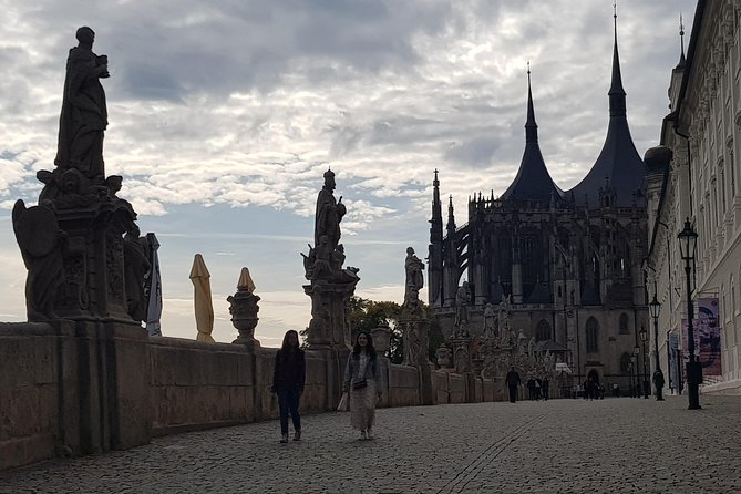 Kutná Hora and Bone church - private tour with PERSONAL PRAGUE GUIDE - What the private format changes