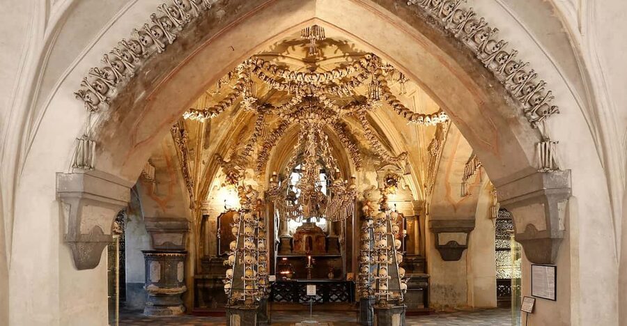 Kutná Hora: Sedlec Ossuary Skip-the-Line Ticket & Audioguide - Key points at a glance