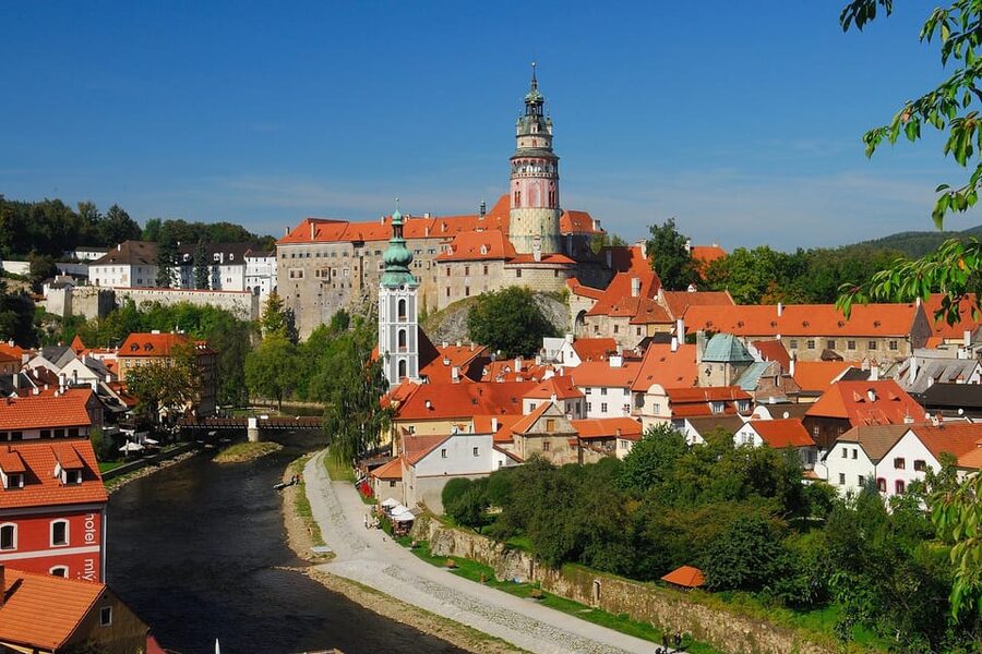 Linz: Private Day Trip to Cesky Krumlov - Two and a half hours for lunch and your own plans