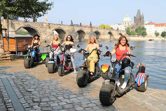 Live-Guided ️Trike-Harley️ Viewpoints tour of Prague - The essentials before you book
