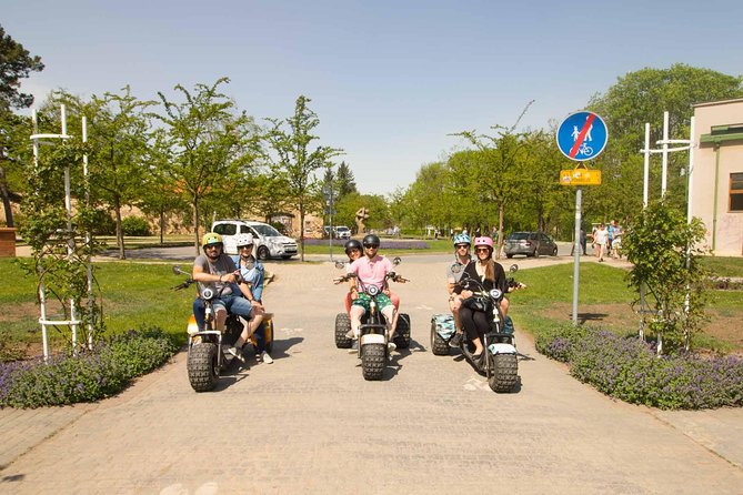 Live-Guided ️Trike-Harley️ Viewpoints tour of Prague - Why three wheels work well in Prague
