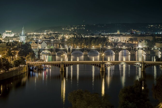 Mystery Tour at Charles Bridge and Prague Castle: Alchemy & Magic - Legends give the evening its tone