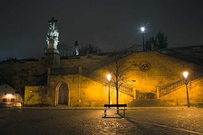 Mystery Tour at Charles Bridge and Prague Castle: Alchemy & Magic - Who will enjoy this Prague night walk?