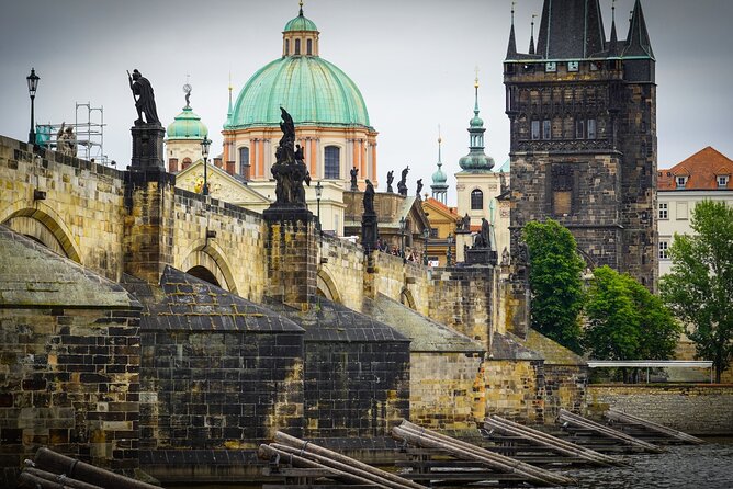 One Day See-it-All Prague Tour & River Boat Cruise with PragueWay - Prague Castle’s outdoor highlights
