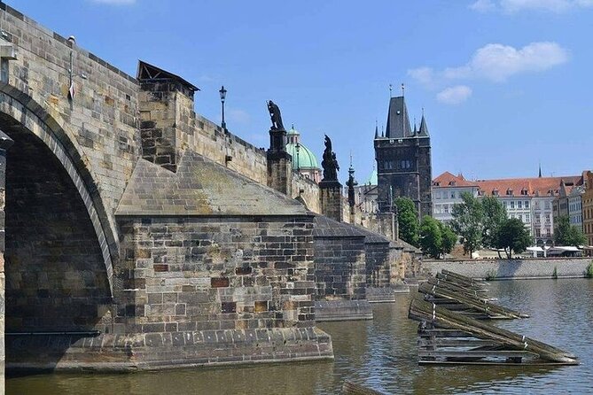 One Hour Boat Tour on Vltava River - Who should book this cruise?