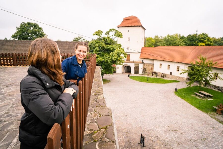 Ostrava: Entrance to Silesian Ostrava Castle - Walking from Černá Louka to the castle