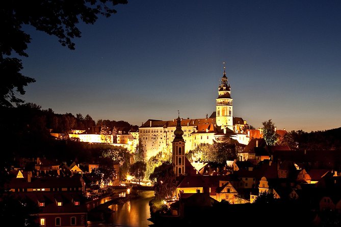 Overnight Cesky Krumlov Trip from Prague - Leaving Prague and crossing southern Bohemia