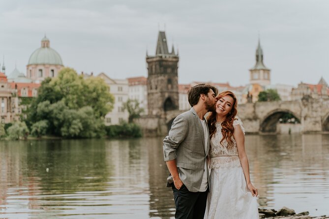 Photographer in Prague - Couple, engagement & portrait photoshoot - What you receive after the camera stops