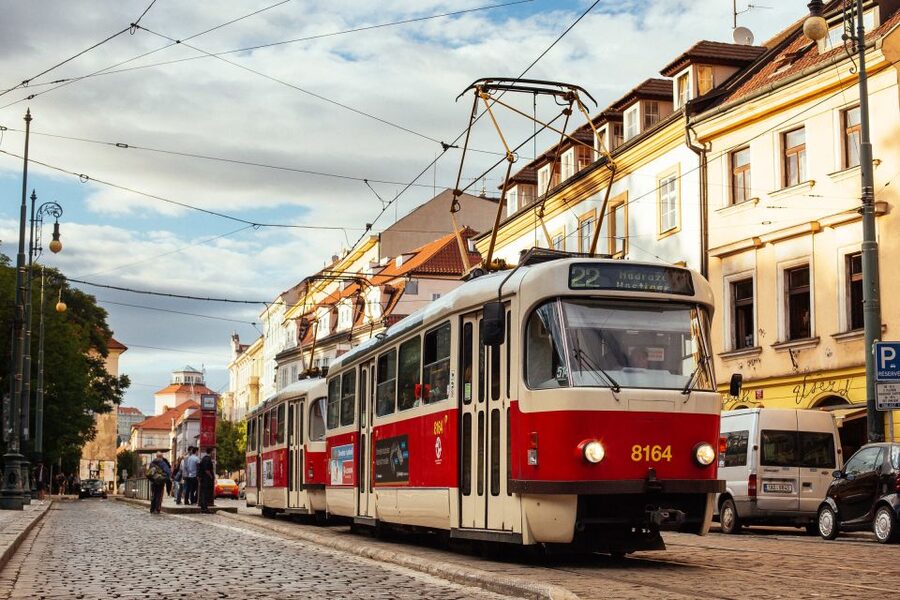 Prague: 1.5-Hour Private Kick-Start Tour with a Local - Charles Bridge: Prague’s famous crossing