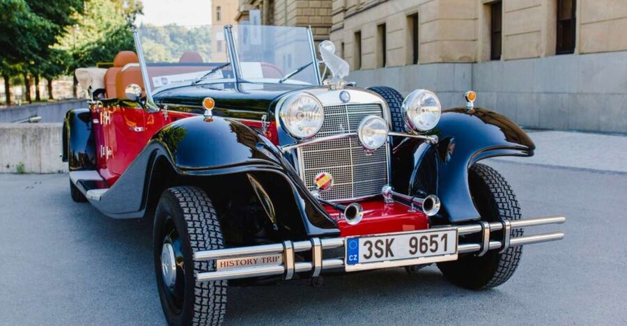 Prague: 1-Hour Private Tour in Vintage Car - Key points to know before booking