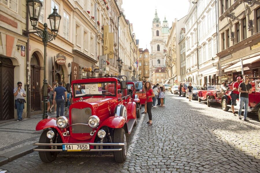 Prague: 1-Hour Vintage Car Tour - My practical verdict