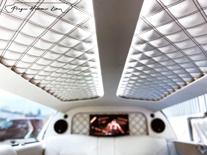 Prague: 1-Hour Vintage Limousine Rental - Pickup in central Prague keeps the start simple