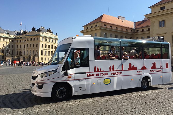 Prague 2-hour Panoramic Bus Tour - How this compares with a true hop-on hop-off tour