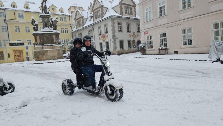 Prague: 2-Hour Trike Live Guided Tour of Old Town - Who should choose this Prague trike tour?