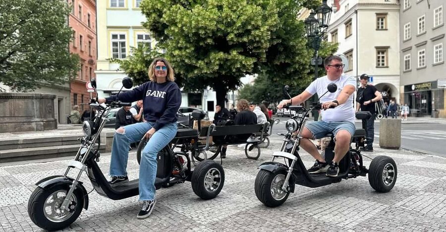 Prague: 2 hours FUN TRIKE tour in Prague with guide - Why an e-trike works well in Prague