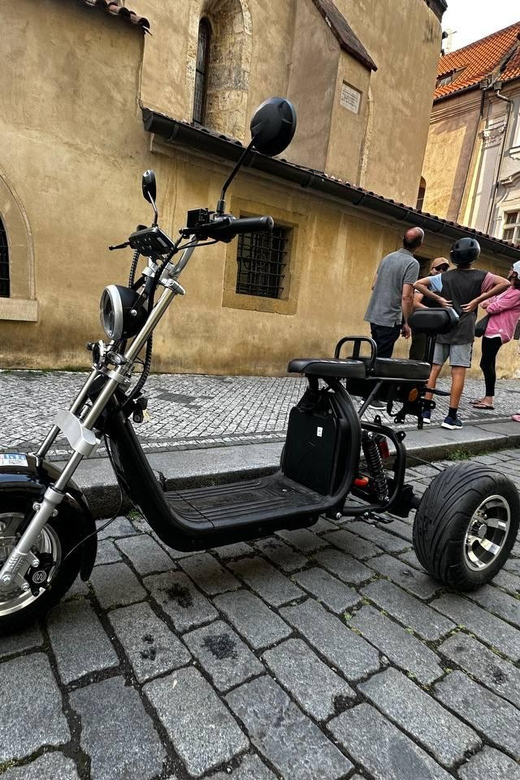 Prague: 2 hours FUN TRIKE tour in Prague with guide - Meeting at Uhelný trh in the Old Town