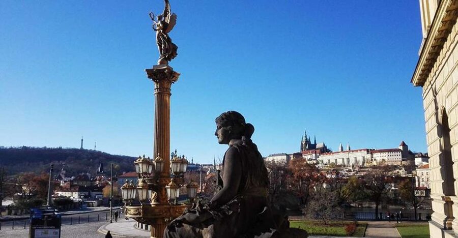 Prague 3-Hour Architectural Tour - Josefov and the details between the main sights