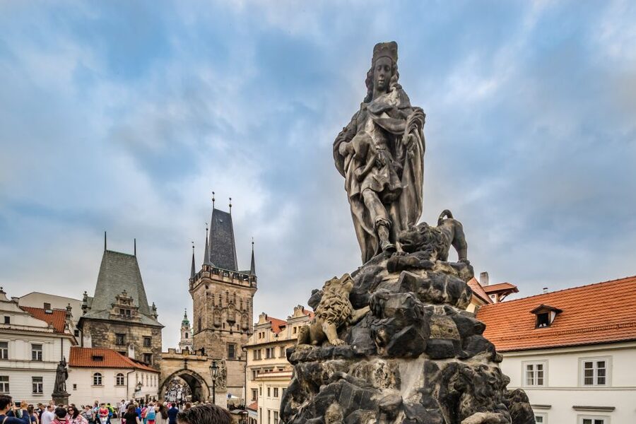 Prague: 3-Hour Walking Tour of Old Town & Prague Castle - A smart first look at Prague’s historic center