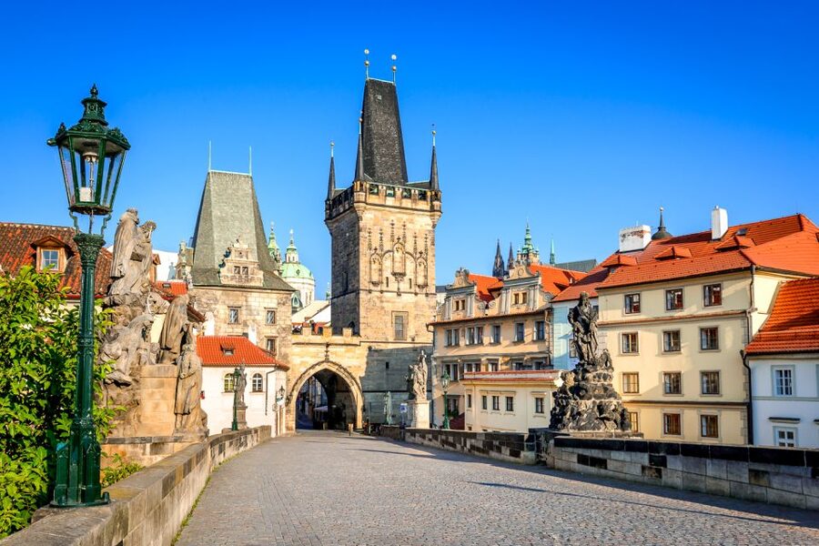 Prague: 4-Hour Segway and Scooter Tour with Lunch and Drinks - What the $118 price includes