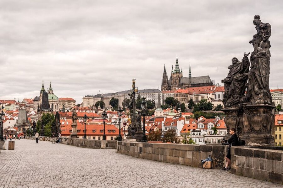 Prague: 6-Hour Tour with River Boat Cruise and Lunch - Who should book this six-hour route?