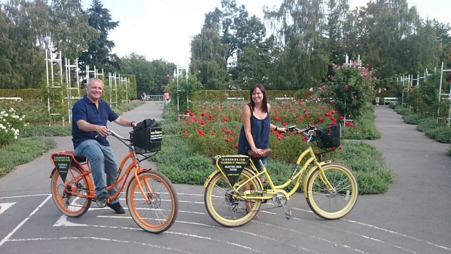 Prague: 7 Best Viewpoints of Prague E-Bike Tour - Old Town, the Jewish Quarter, and modern Prague