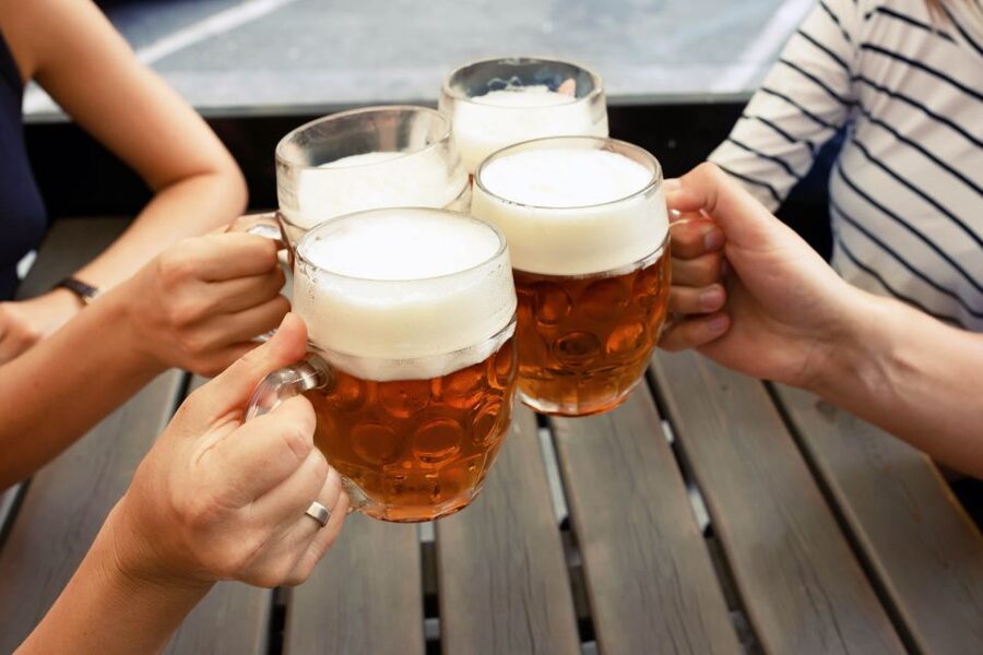 Prague: Afternoon Beer Cruise with Drinks Included - What you actually get to drink