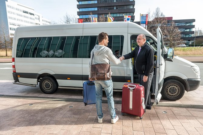 Prague Airport (PRG) Departure Transfer from Prague City - Is a Prague airport transfer worth booking?