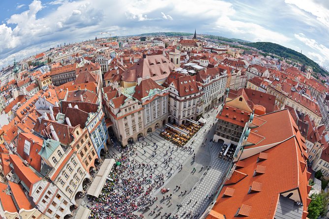 Prague Airport Shared Arrival Transfer - Communication is the service’s strongest feature