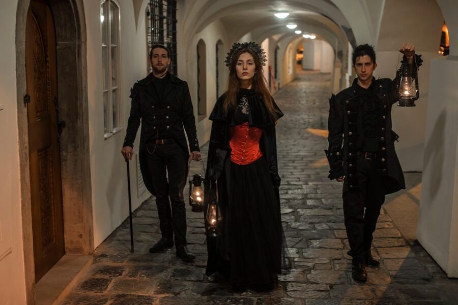 Prague: Alchemy & Mysteries Bridge and Castle Evening Tour - Key points to know before you book