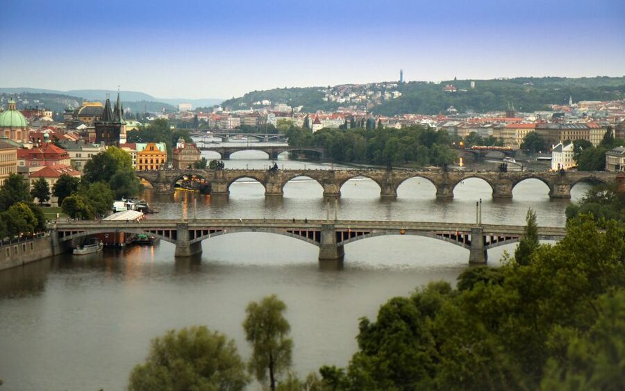 Prague "ALL-IN-ONE" City E-Bike Tour - Charles Bridge and the final approach through Josefov