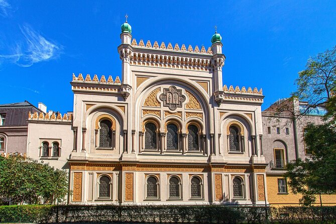 Prague All-Inclusive Pass: 30+ Activities including Prague Castle - Prague Zoo and Aquapalace