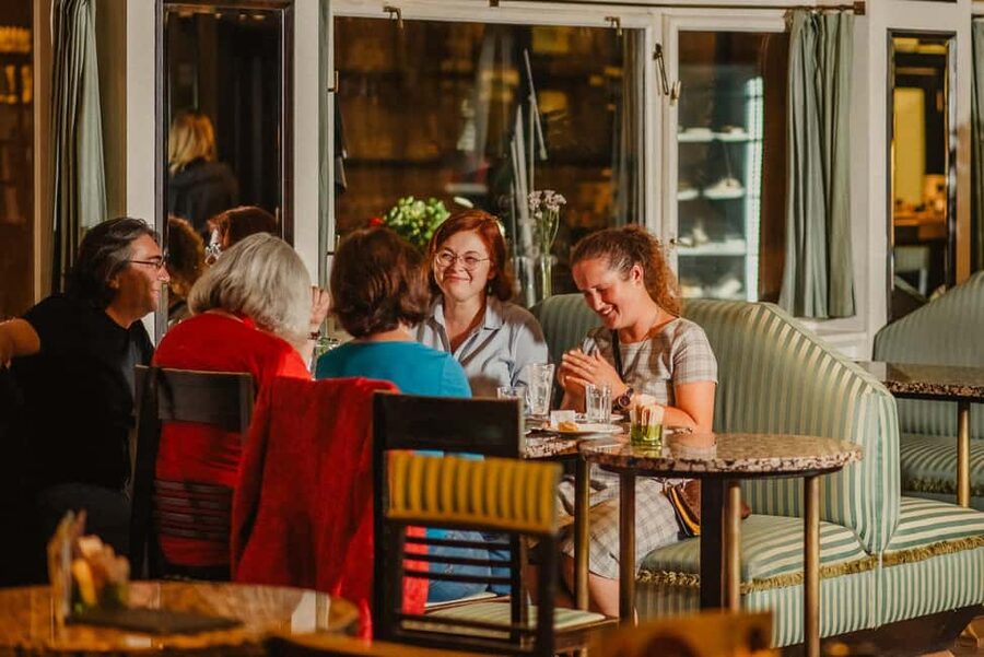 Prague: Award-Winning Old Town Food Tour with Four Drinks - A second walk and more Czech cooking