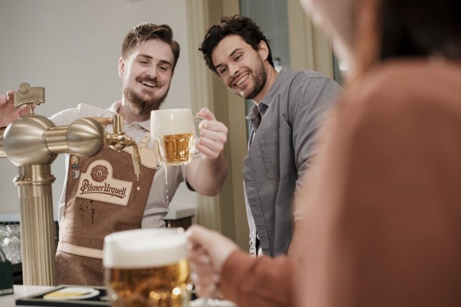 Prague: Beer Pouring Class at Pilsner Urquell Experience - Who will enjoy this Prague beer class