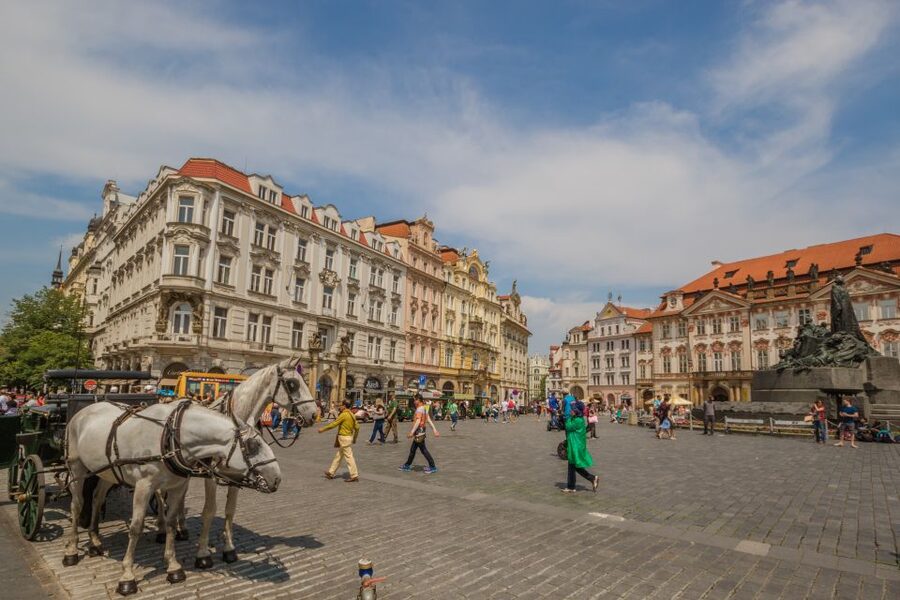 Prague: Big Bus Hop-on Hop-off, Castle Tour and River Cruise - Why two days can be worth the extra time