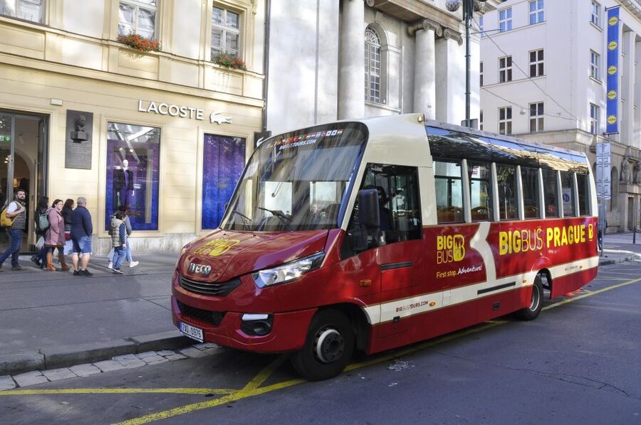 Prague: Big Bus Hop-on Hop-off, Castle Tour and River Cruise - The best and weakest parts of the experience