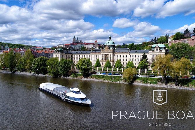 Prague Boats 2-hour Lunch Cruise - Music, service, and the feel onboard