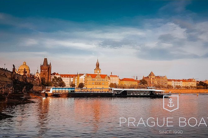 Prague Boats 3-hour Dinner Cruise - A moving night view of Prague