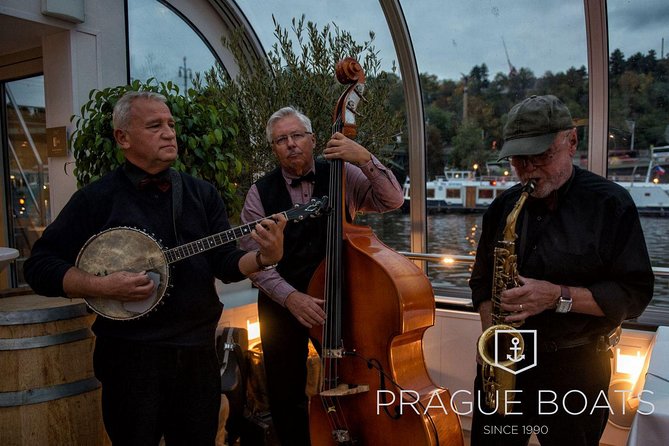 Prague Boats 3-hour Dinner Cruise - Who should book this evening?
