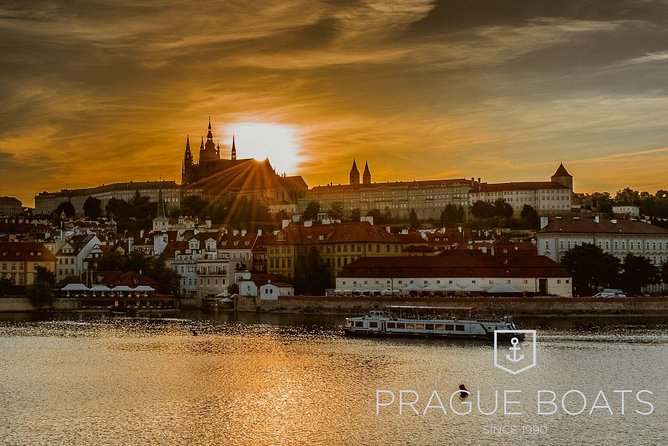 PRAGUE BOATS: 50-Minute Sightseeing Cruise - Rudolfinum, Mánes Bridge, and the first river views