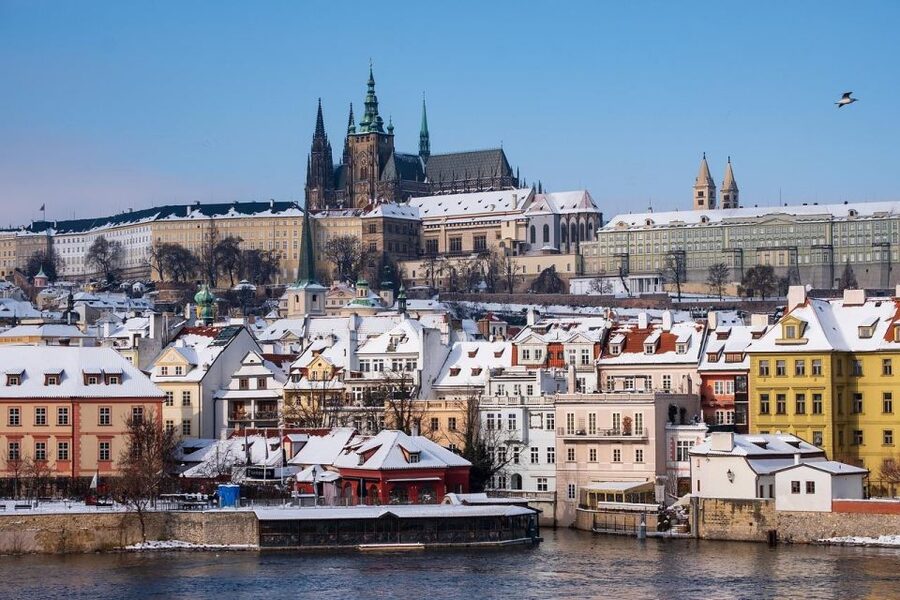 Prague by Car - Charles Bridge and the final 45 minutes