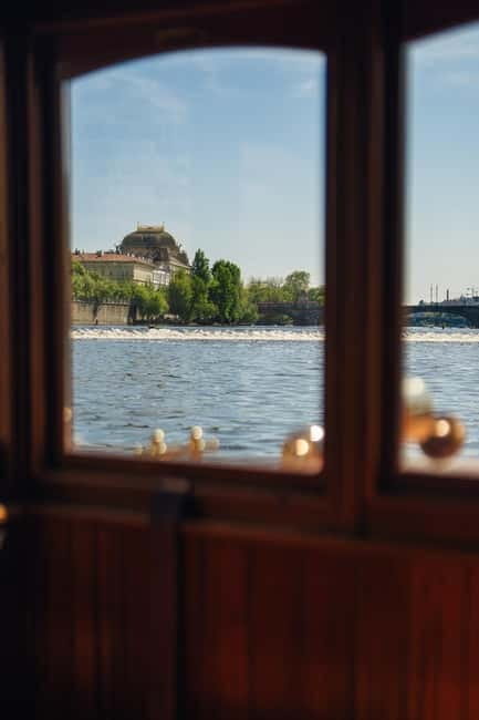 Prague: Canal Cruise Around Charles Bridge - Who will enjoy this cruise most?