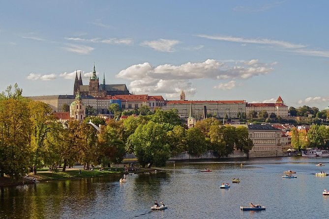 Prague Castle and Lobkowicz Palace entrance tickets - Who will enjoy this visit most?