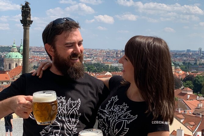 Prague Castle and Pubs Tour with Drinks Included - Schwarzenberg Palace and a drink with a view