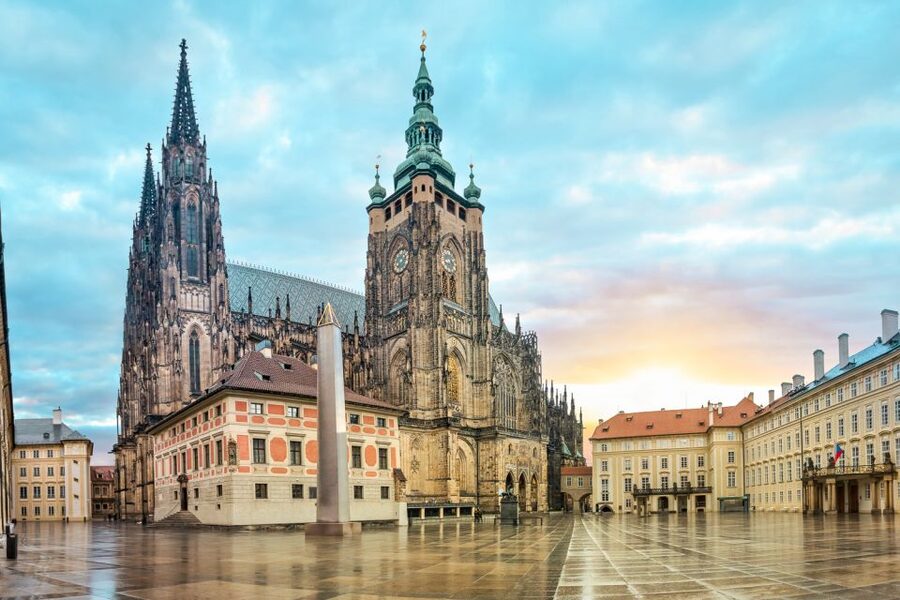 Prague Castle & Castle District: 2-Hour Guided Tour - Starting beside Charles Bridge