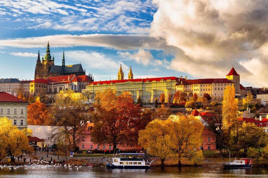 Prague Castle & Castle District: 2-Hour Guided Tour - The tram ride through Lesser Town